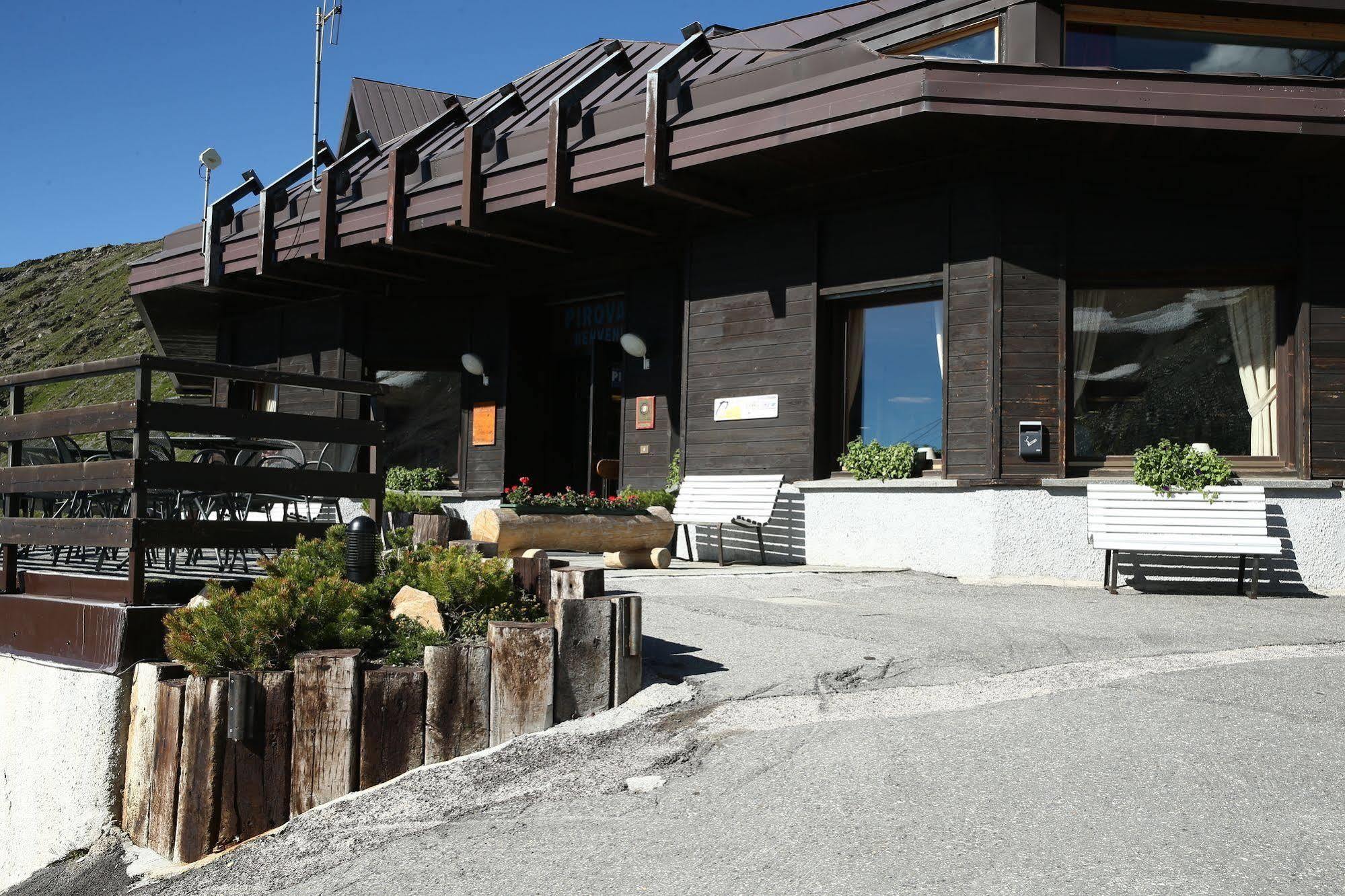 Albergo Quarto Pirovano Passo Stelvio Exterior photo